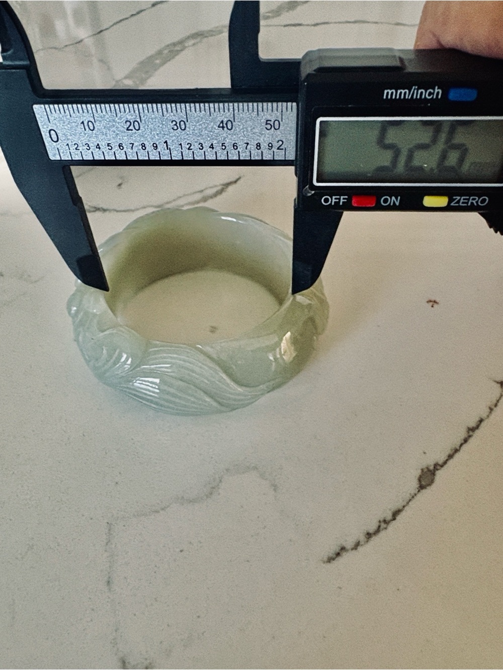 Carved Pale 💯% Green Jade Bangle Bracelet. Size approx 6.25” - Picture 5 of 6